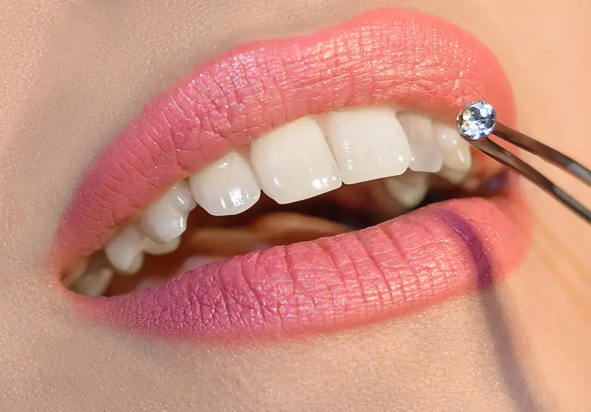 ジュエリーの装着